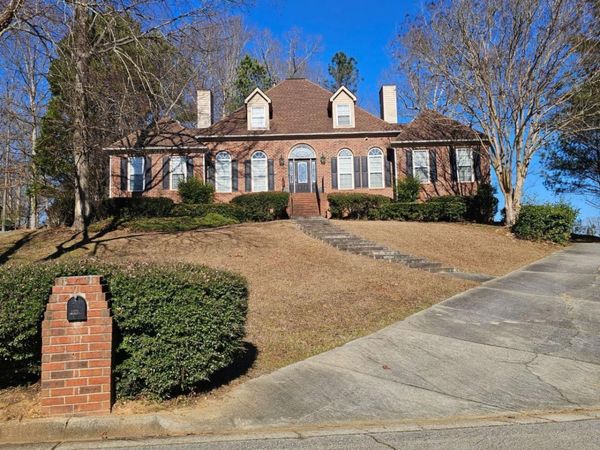 9442 Woodlawn Drive, Douglasville, GA 30135