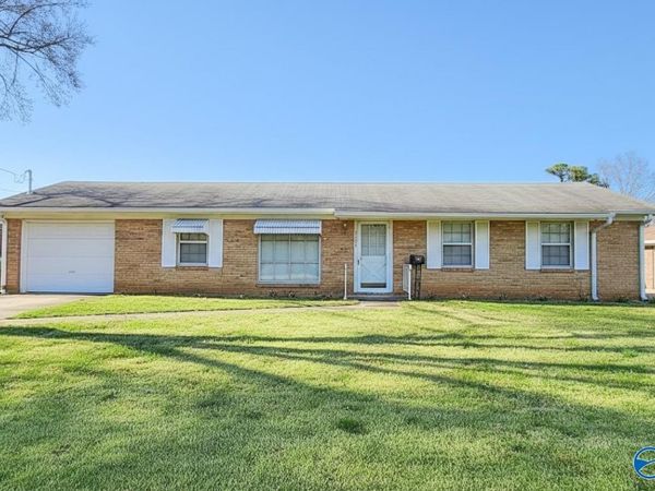 2106 Maysville Road NE, Huntsville, AL 35811