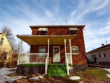 353 38th Street, Niagara Falls, NY 14303