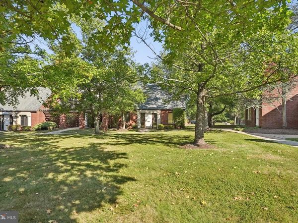 176 TAMARACK CIRCLE, SKILLMAN, NJ 08558