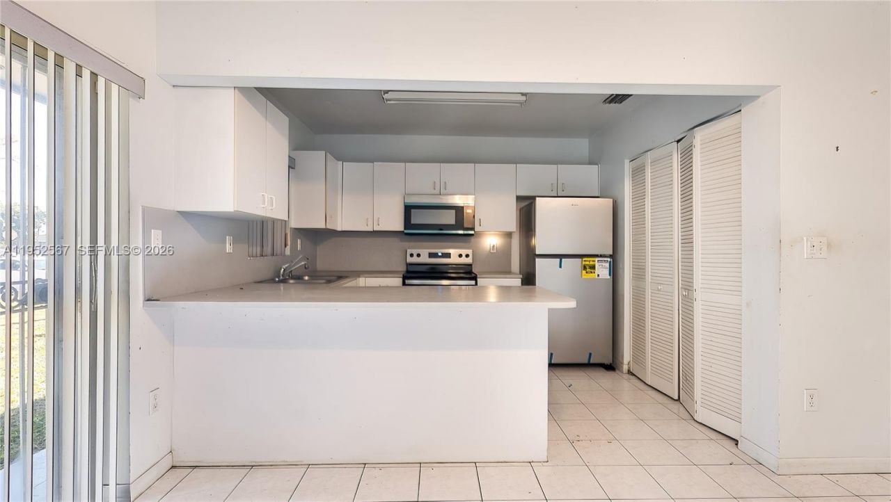 11405 SW 148th Ter, Miami, FL 33176 Photo