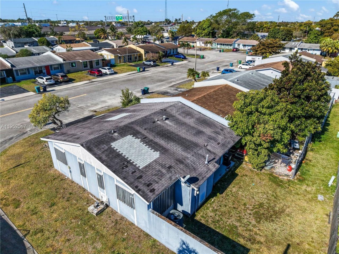 11405 SW 148th Ter, Miami, FL 33176 Photo