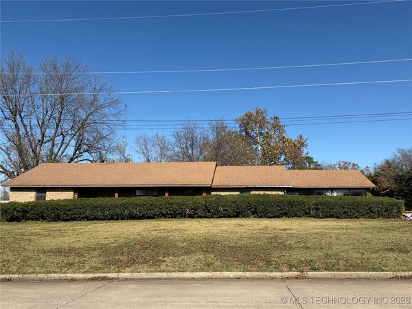609 Cherokee, Hartshorne, OK 74547