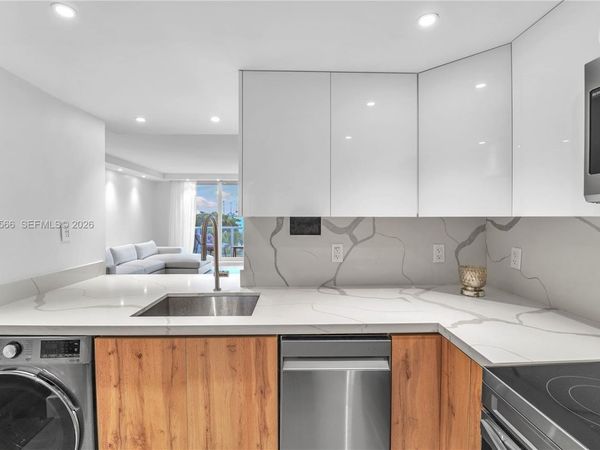 1000 West Ave, Unit 408, Miami Beach, FL 33139