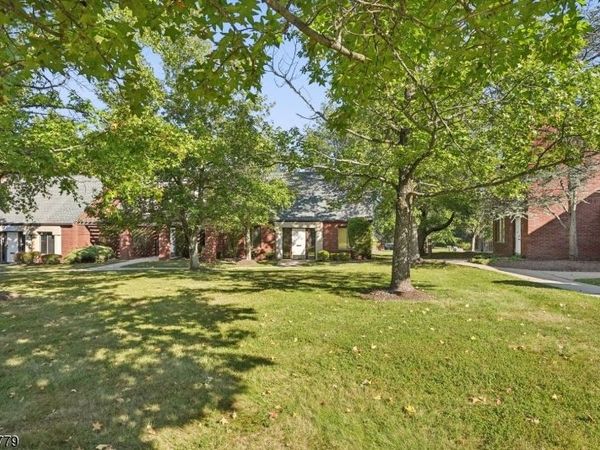 176 Tamarack Circle Ondo, Montgomery, NJ 08558