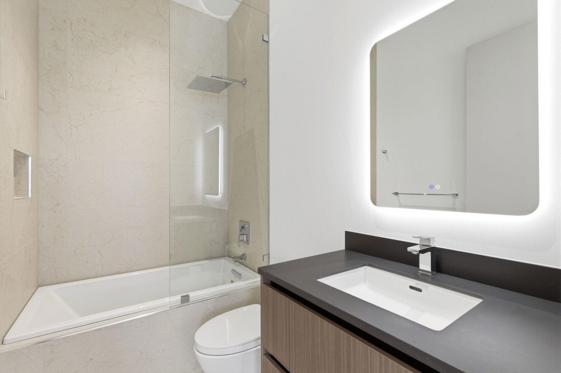 2400 NE 26th Avenue, Fort Lauderdale, FL 33305 Photo