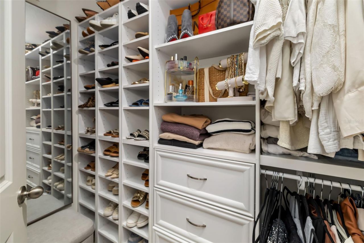 3565 74th Avenue Circle E, Sarasota, FL 34243 Photo