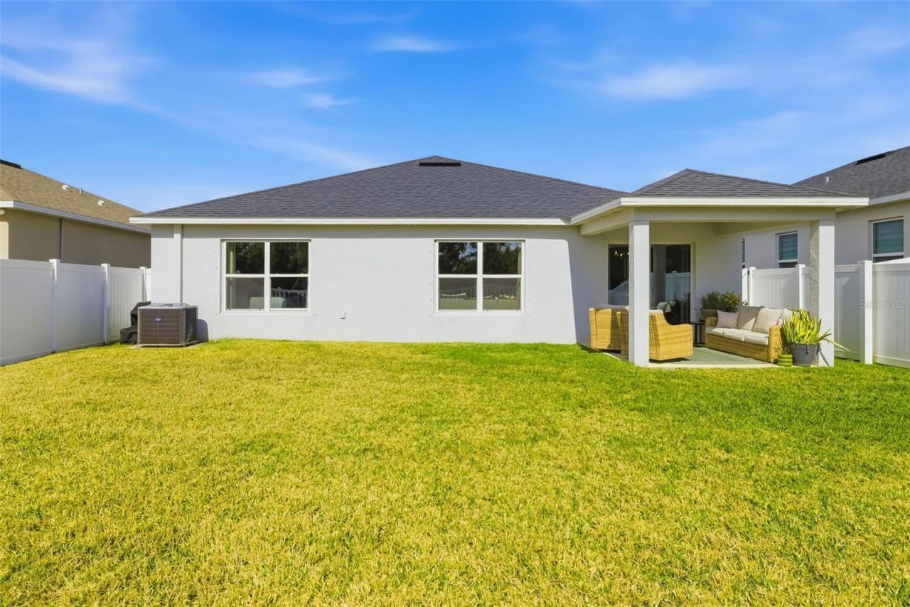 3565 74th Avenue Circle E, Sarasota, FL 34243 Photo