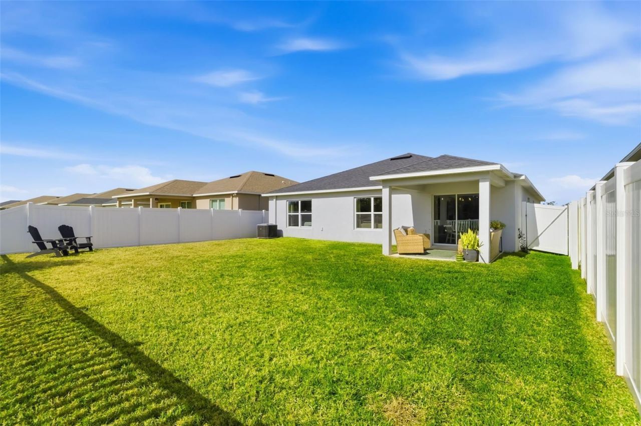 3565 74th Avenue Circle E, Sarasota, FL 34243 Photo