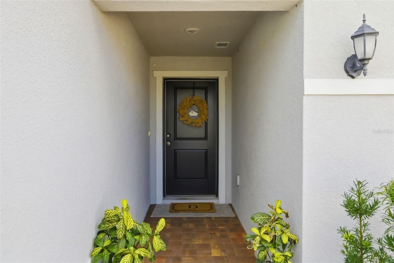 3565 74th Avenue Circle E, Sarasota, FL 34243 Photo