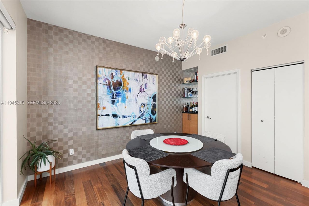 60 SW 13th St, Unit 5012, Miami, FL 33130 Photo