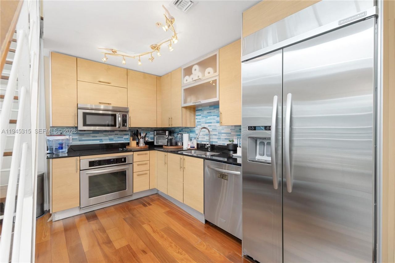 60 SW 13th St, Unit 5012, Miami, FL 33130 Photo