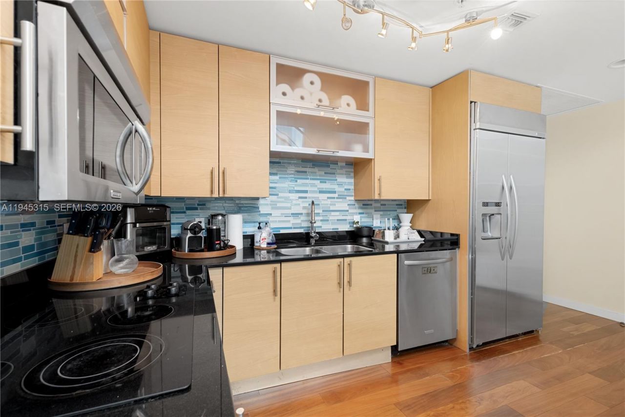 60 SW 13th St, Unit 5012, Miami, FL 33130 Photo