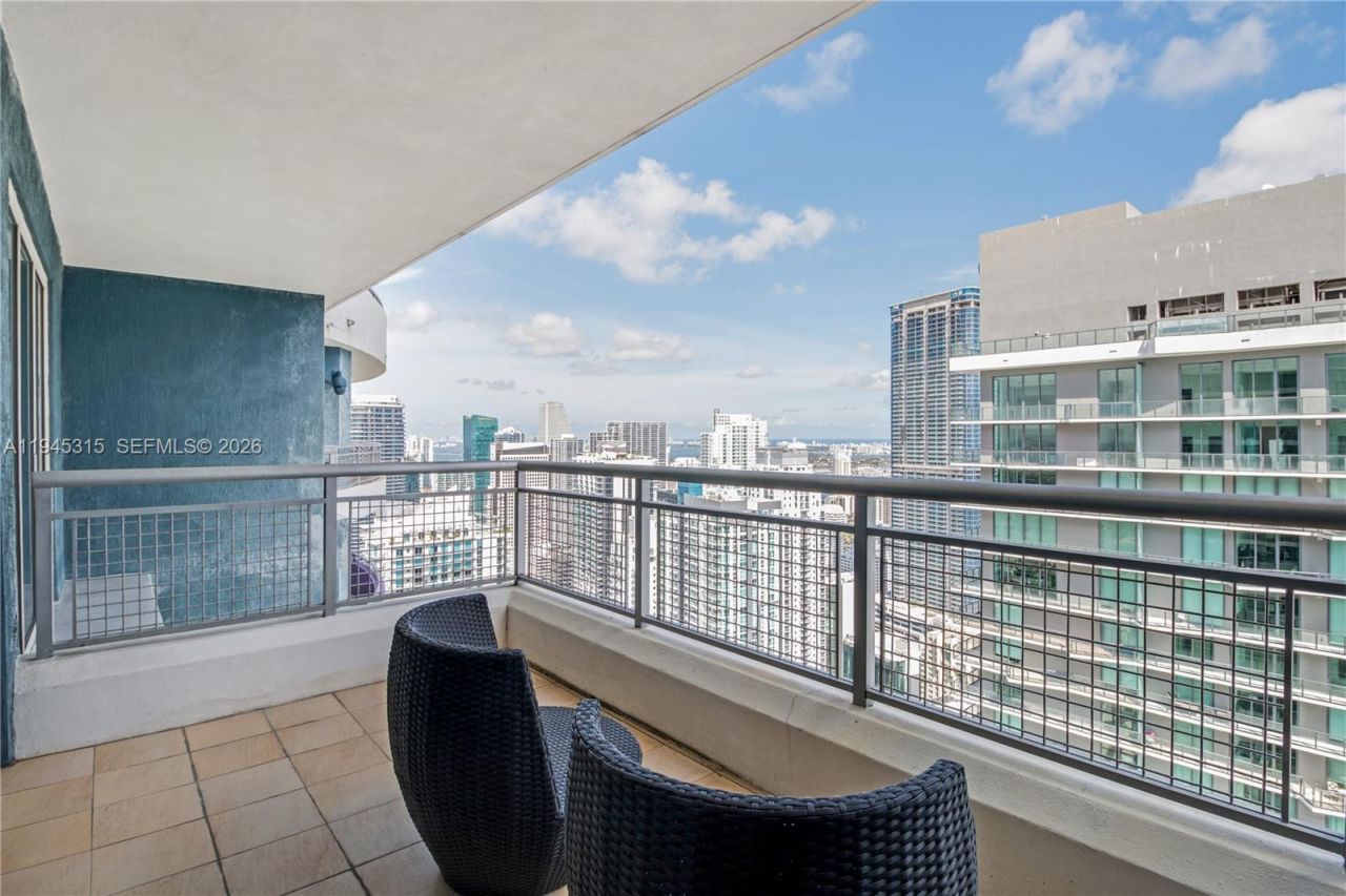 60 SW 13th St, Unit 5012, Miami, FL 33130 Photo