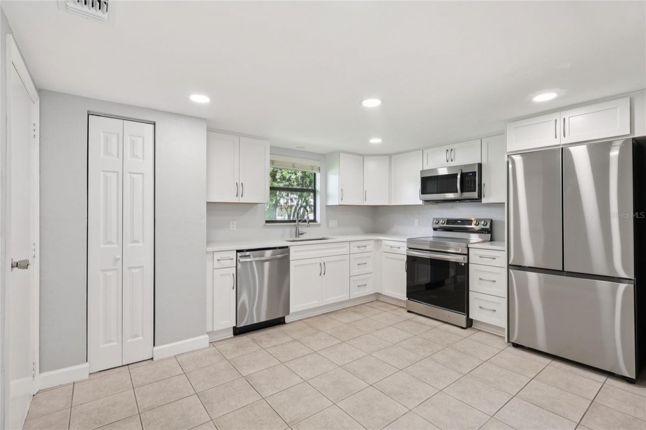 102 Golf Club Drive, New Smyrna Beach, FL 32168 Photo