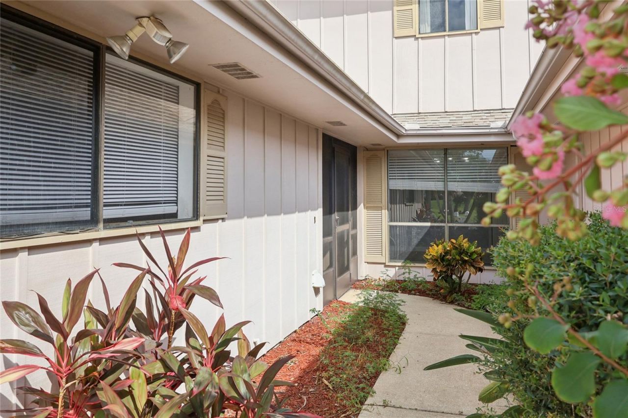 102 Golf Club Drive, New Smyrna Beach, FL 32168 Photo