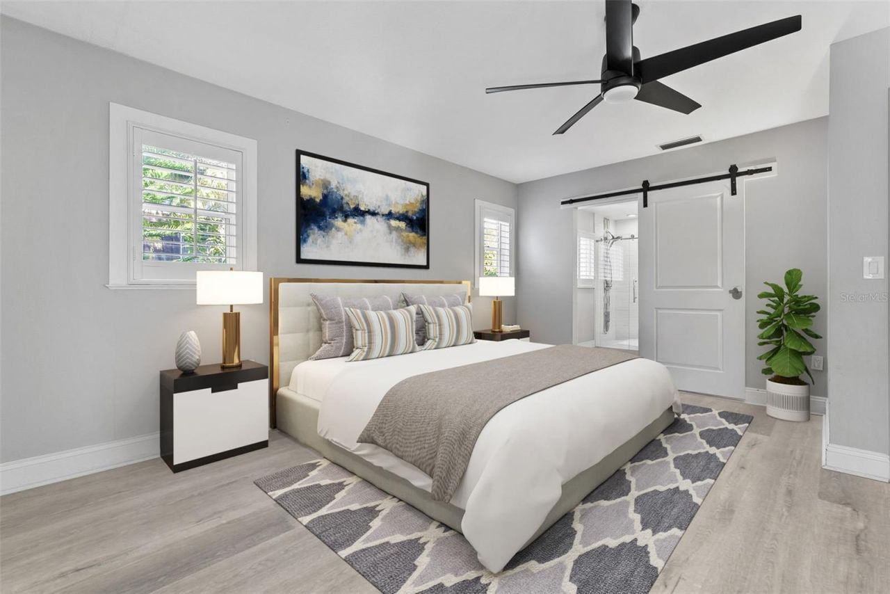 1740 S Orange Avenue, Sarasota, FL 34239 Photo