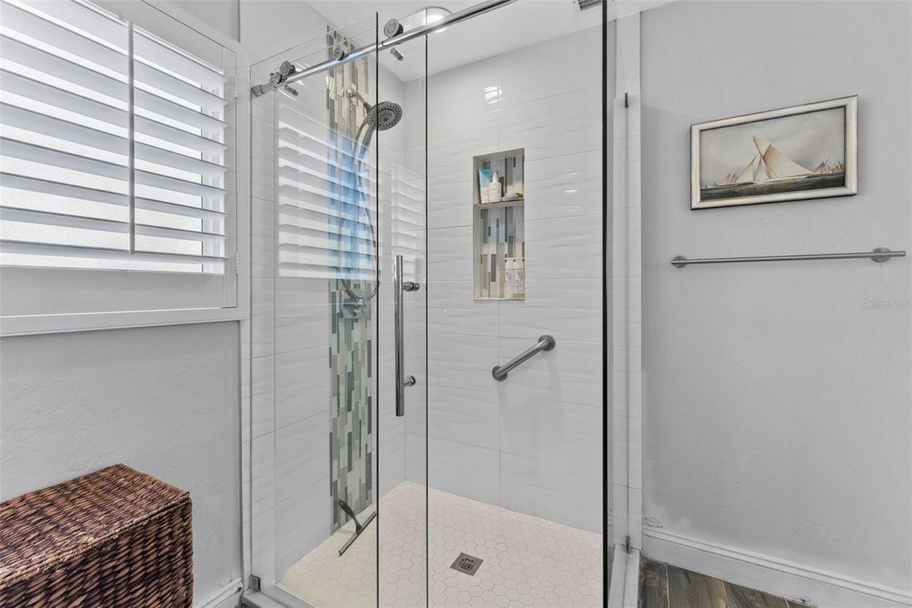 1740 S Orange Avenue, Sarasota, FL 34239 Photo