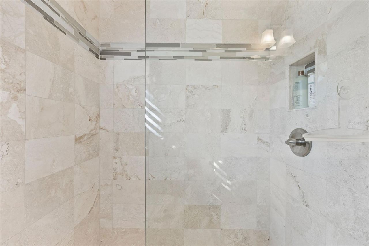 1740 S Orange Avenue, Sarasota, FL 34239 Photo