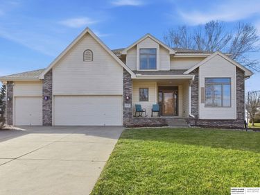 13507 Innis Circle, Bellevue, NE 68123