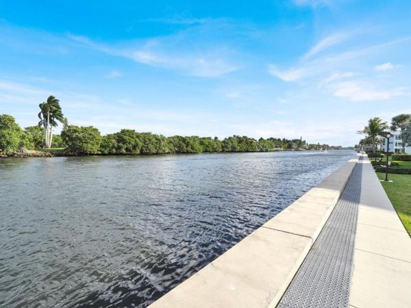 32 Colonial Club Drive, Unit 203, Boynton Beach, FL 33435