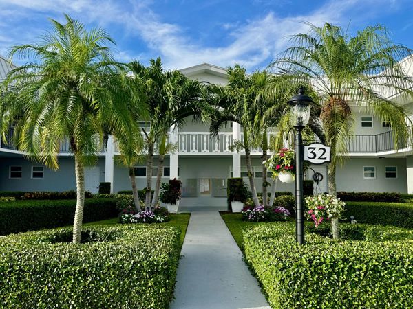32 Colonial Club Drive, Unit 203, Boynton Beach, FL 33435