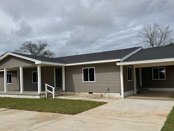 2718 Copter Rd, Pensacola, FL 32514