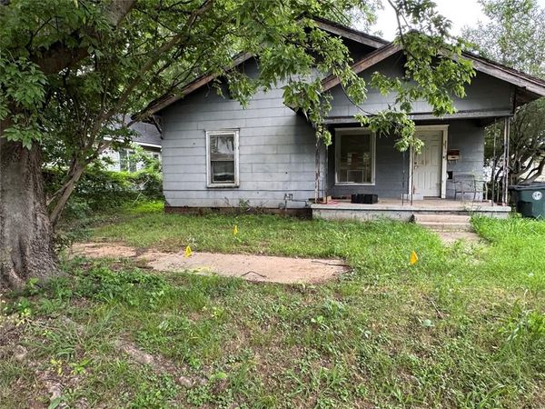 627 S Alabama Avenue, Okmulgee, OK 74447