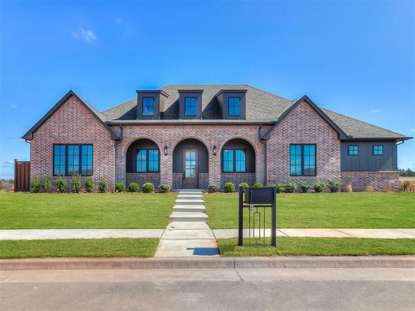 3200 Gold Finch Drive, Edmond, OK 73012