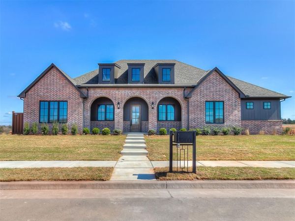 3200 Gold Finch Drive, Edmond, OK 73012