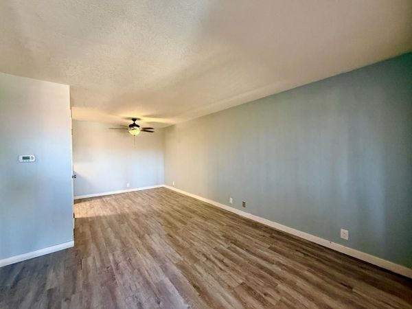 2812 N Auburn Court, Unit 210, Palm Springs, CA 92262