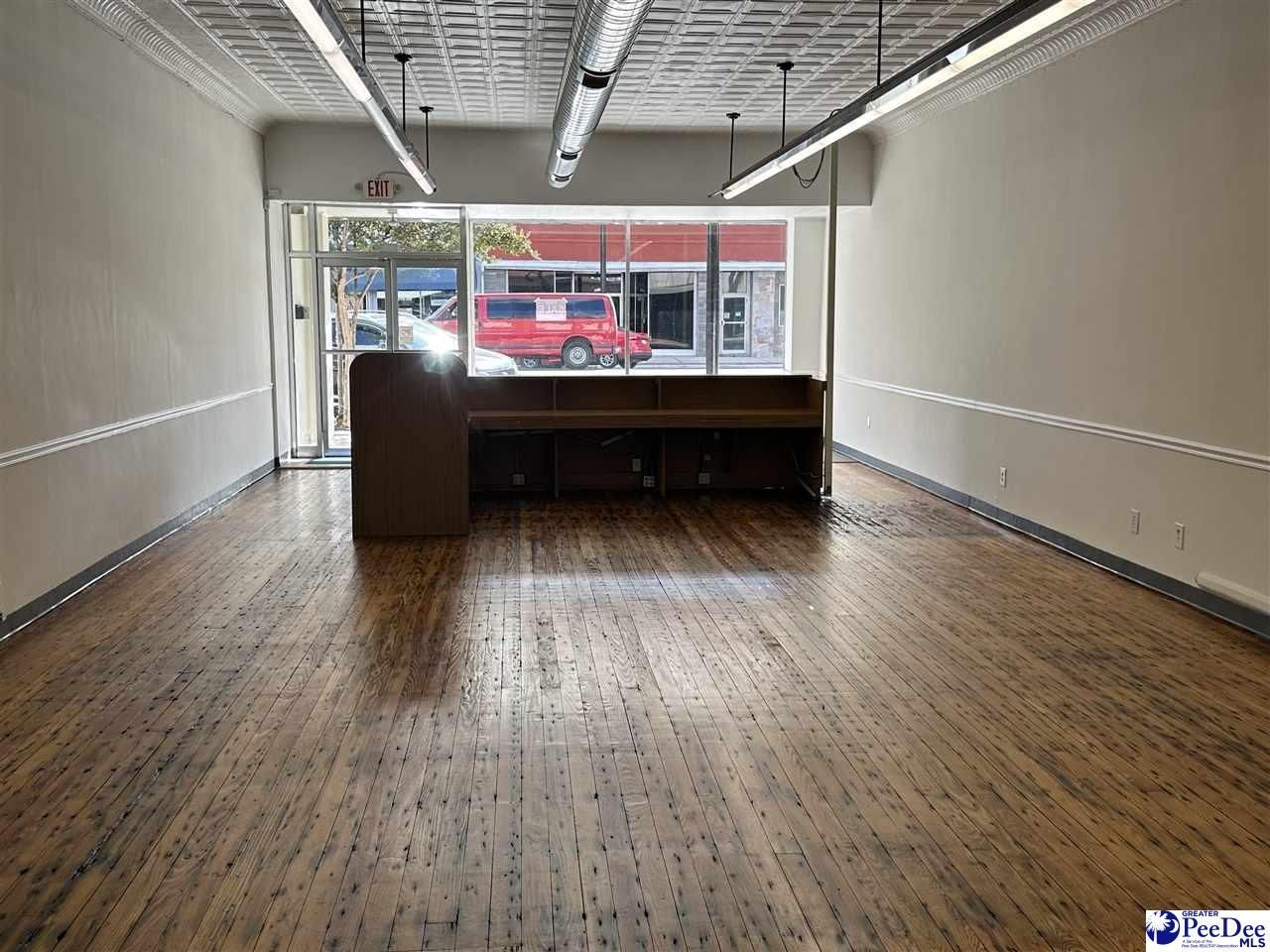 206 W Main Street Photo 4