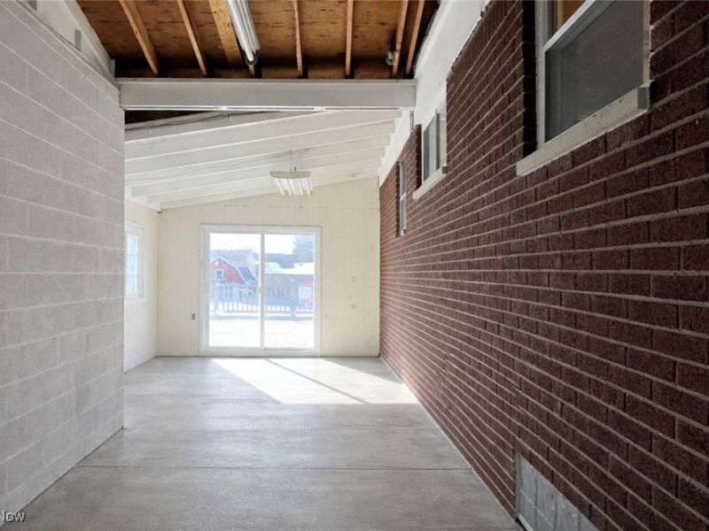 629 Hyatt Avenue, Campbell, OH 44405 Photo 18