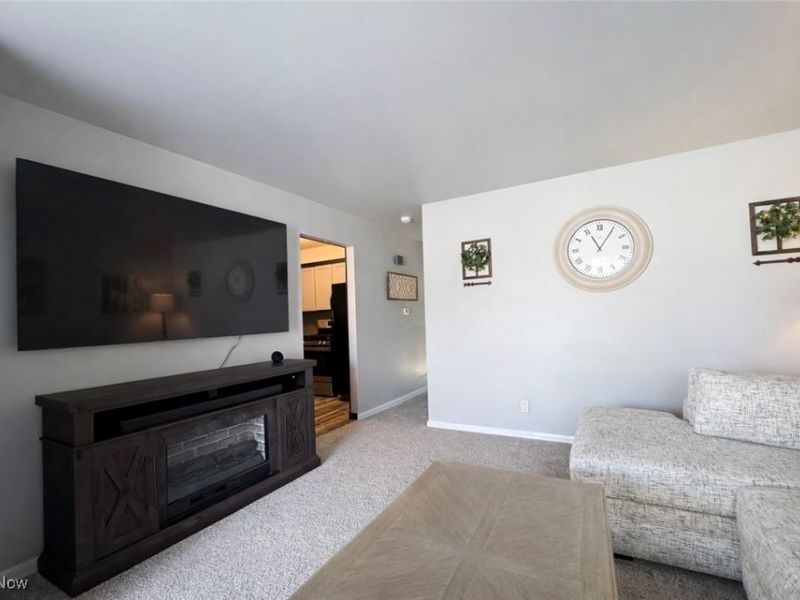 629 Hyatt Avenue, Campbell, OH 44405 Photo 4