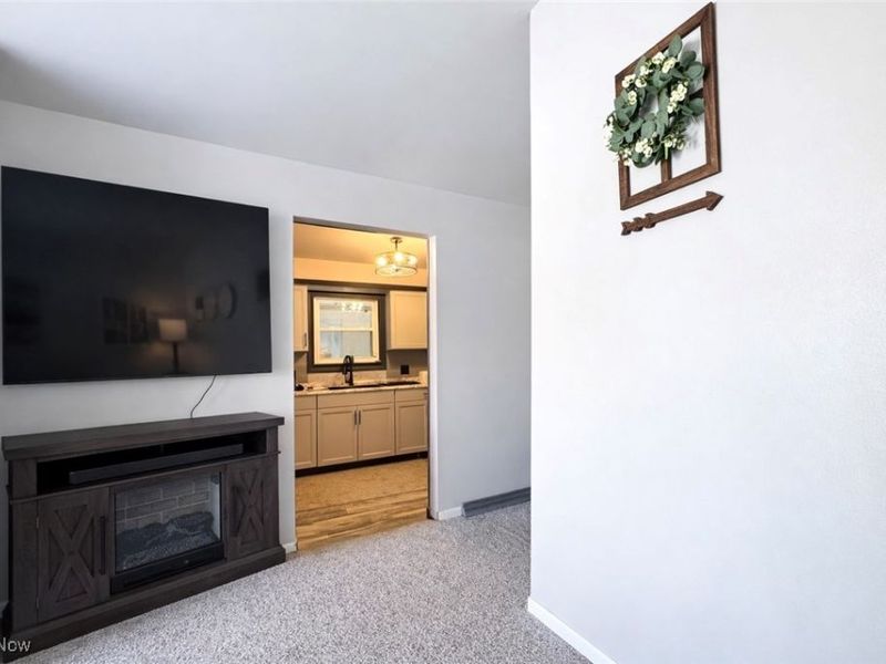 629 Hyatt Avenue, Campbell, OH 44405 Photo 5