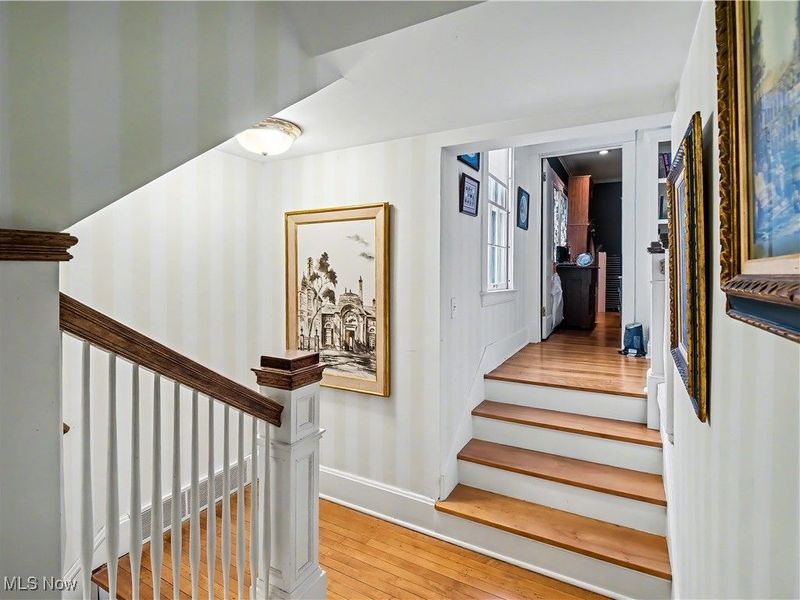 2830 Lee Road, Shaker Heights, OH 44120 Photo 13