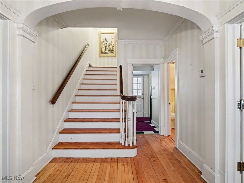 2830 Lee Road, Shaker Heights, OH 44120 Photo 16