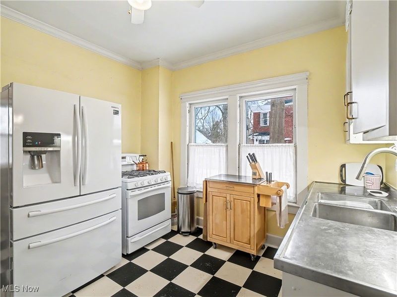 2830 Lee Road, Shaker Heights, OH 44120 Photo 22