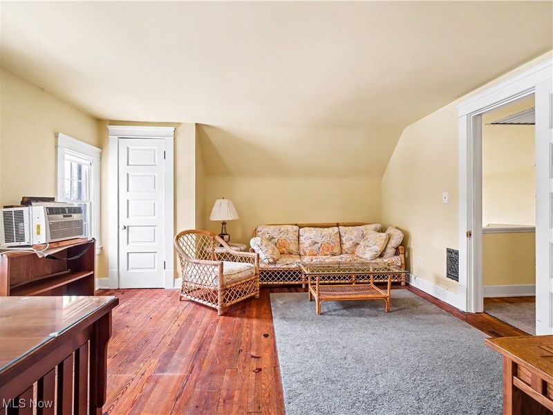 2830 Lee Road, Shaker Heights, OH 44120 Photo 29