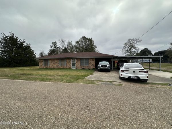 1637 Charlie Street , Opelousas, LA 70570