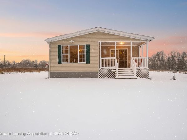 6642 E Spicerville Highway, Eaton Rapids, MI 48827