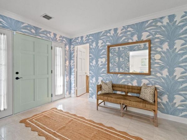 117 Via Vizcaya, Palm Beach, FL 33480