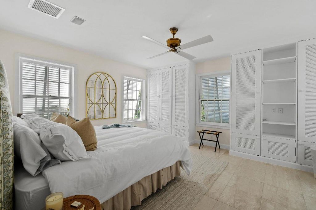 117 Via Vizcaya, Palm Beach, FL 33480 Photo