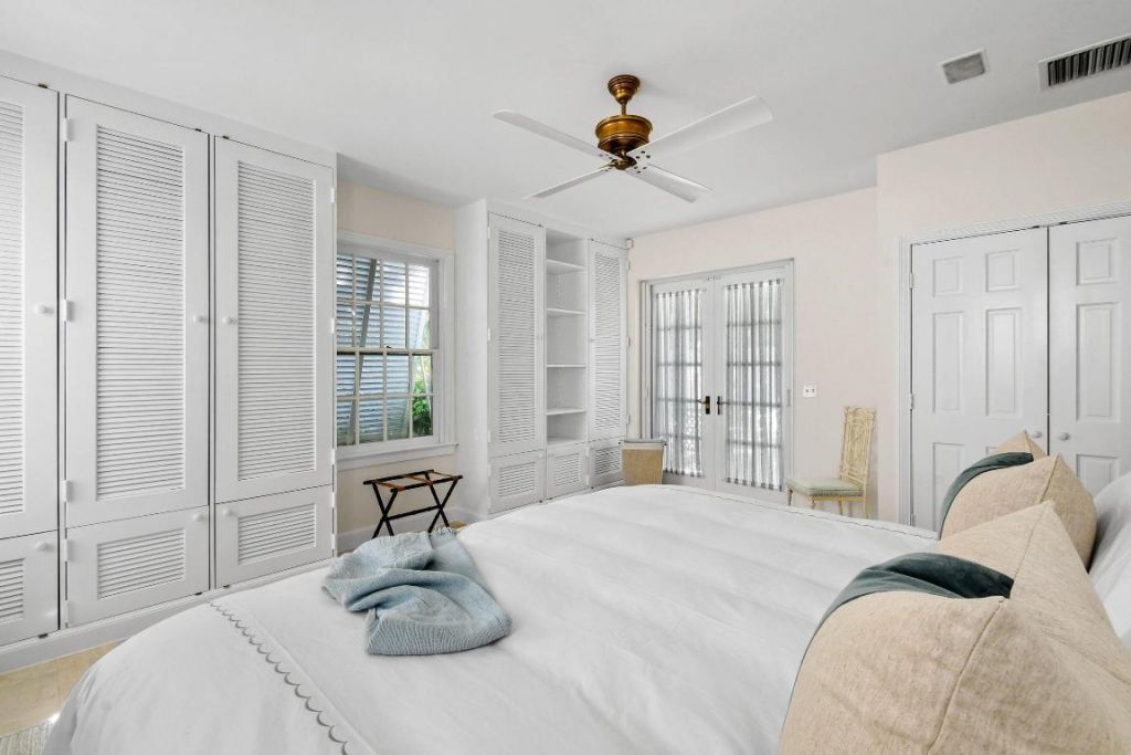 117 Via Vizcaya, Palm Beach, FL 33480 Photo