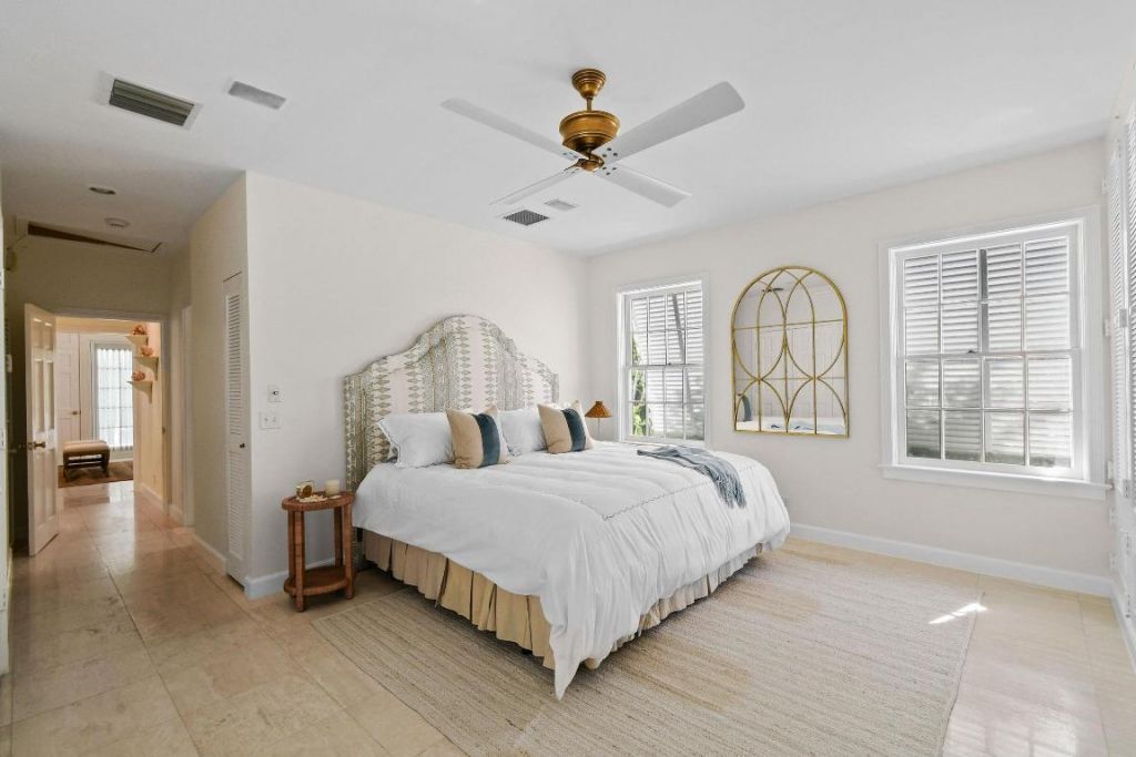 117 Via Vizcaya, Palm Beach, FL 33480 Photo