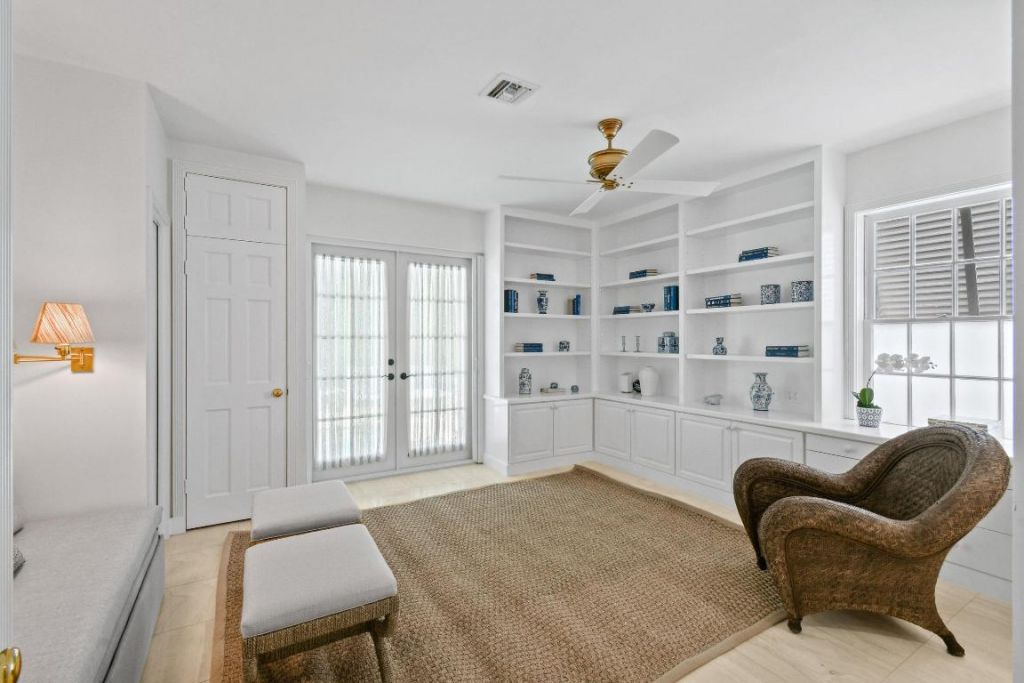 117 Via Vizcaya, Palm Beach, FL 33480 Photo