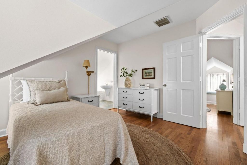 117 Via Vizcaya, Palm Beach, FL 33480 Photo