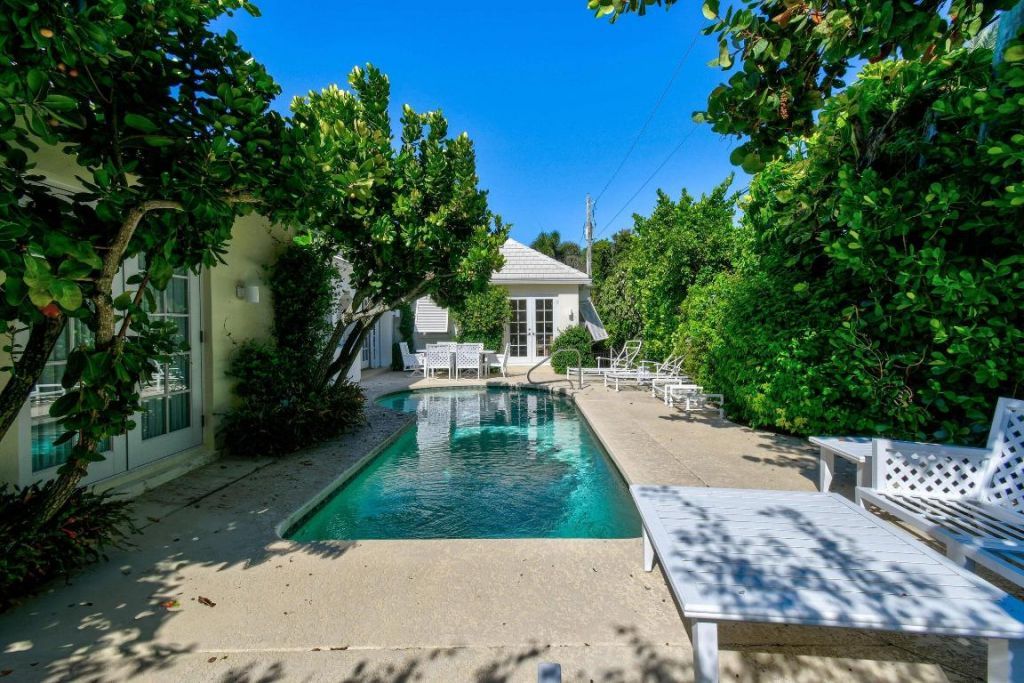 117 Via Vizcaya, Palm Beach, FL 33480 Photo