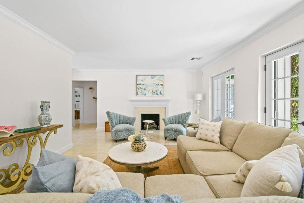 117 Via Vizcaya, Palm Beach, FL 33480 Photo