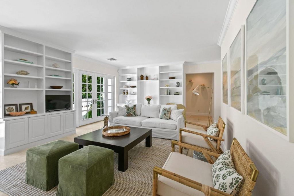 117 Via Vizcaya, Palm Beach, FL 33480 Photo